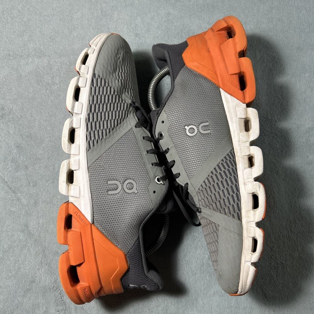 On Running Cloudflyer Shoes Mens 9.5 Eur 43 UK 9 CludTec VDM ZJ Trail Running